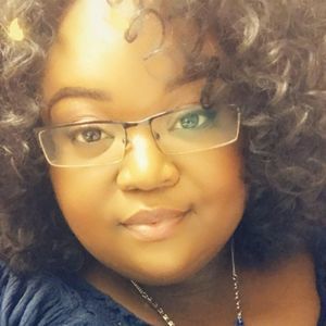 Meet your Posher, Ilana